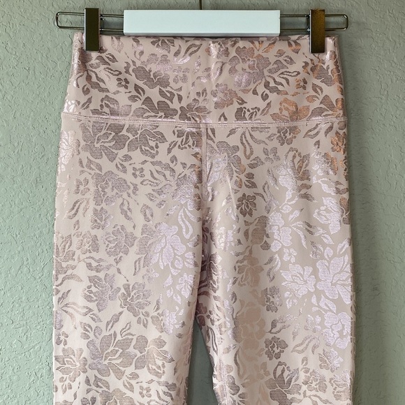 Fabletics Pureluxe Leggings - Picture 2 of 11